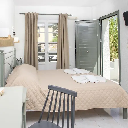 Syros 3* Γαλησσάς