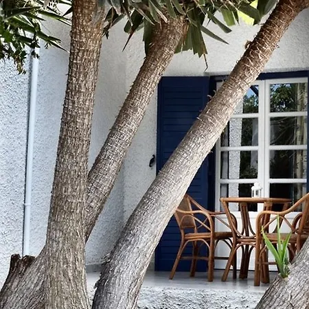 Hotel Syros 3*