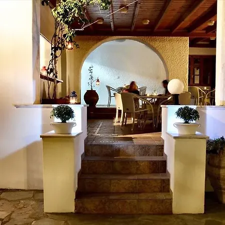 Hotel Syros 3*
